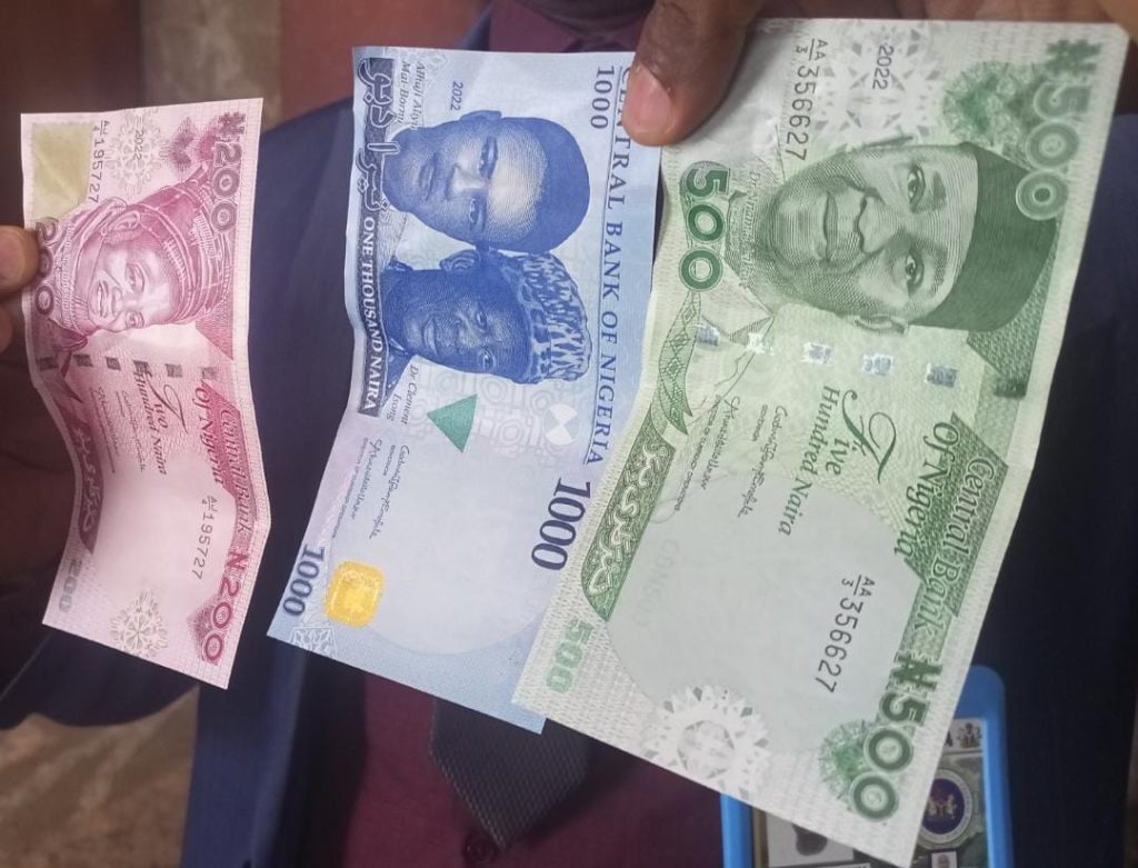 Buhari Backs CBN Over Old Naira Deadline Amid Outcry For Extension