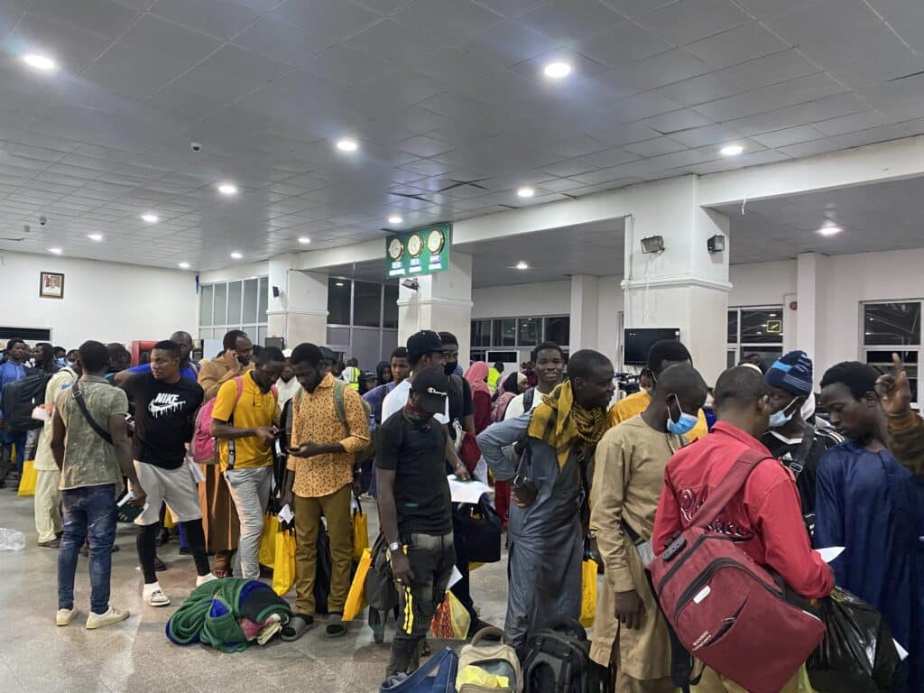 First Batch Of Nigerians Evacuees Arrives Abuja From Sudan