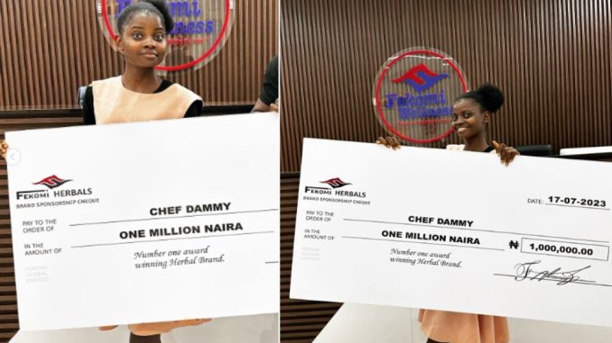 Chef Dammy Receives 1Million Naira Cheque
