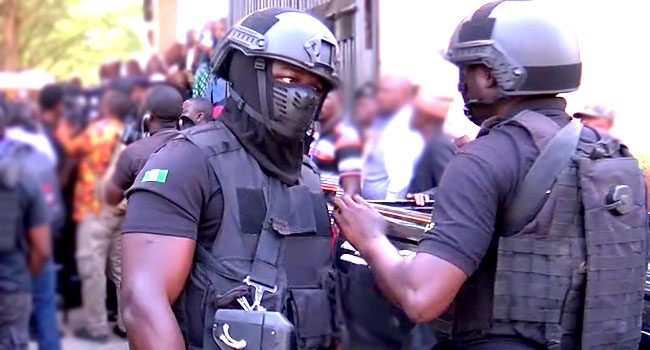 DSS Probes Officers Clash With Warders Over Emefiele 